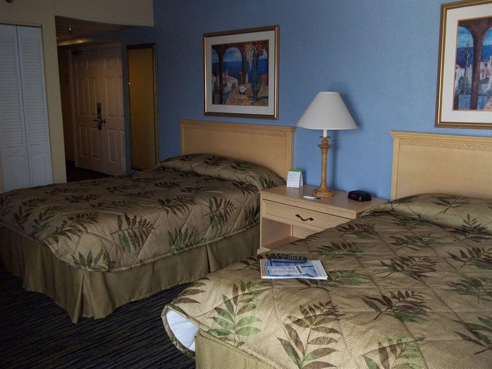 Holiday Express & Oceanfront By Ihg Daytona Beach Shores